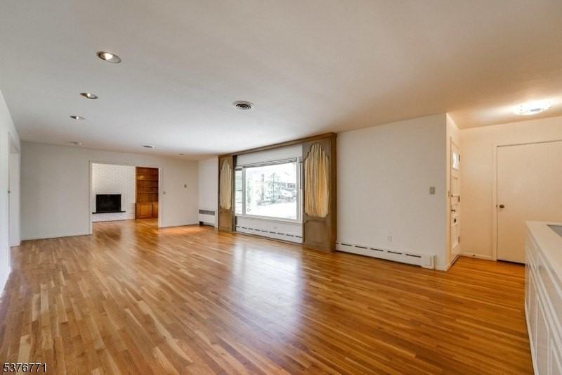 17 Oxford Dr - Photo 2 of 30