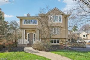 featured image of 210 Clarken Dr