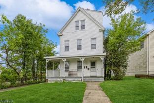 35 Montrose Ave - Photo 1 of 1