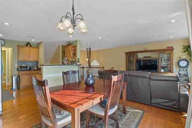 8 Maritime Way - Photo 6 of 22