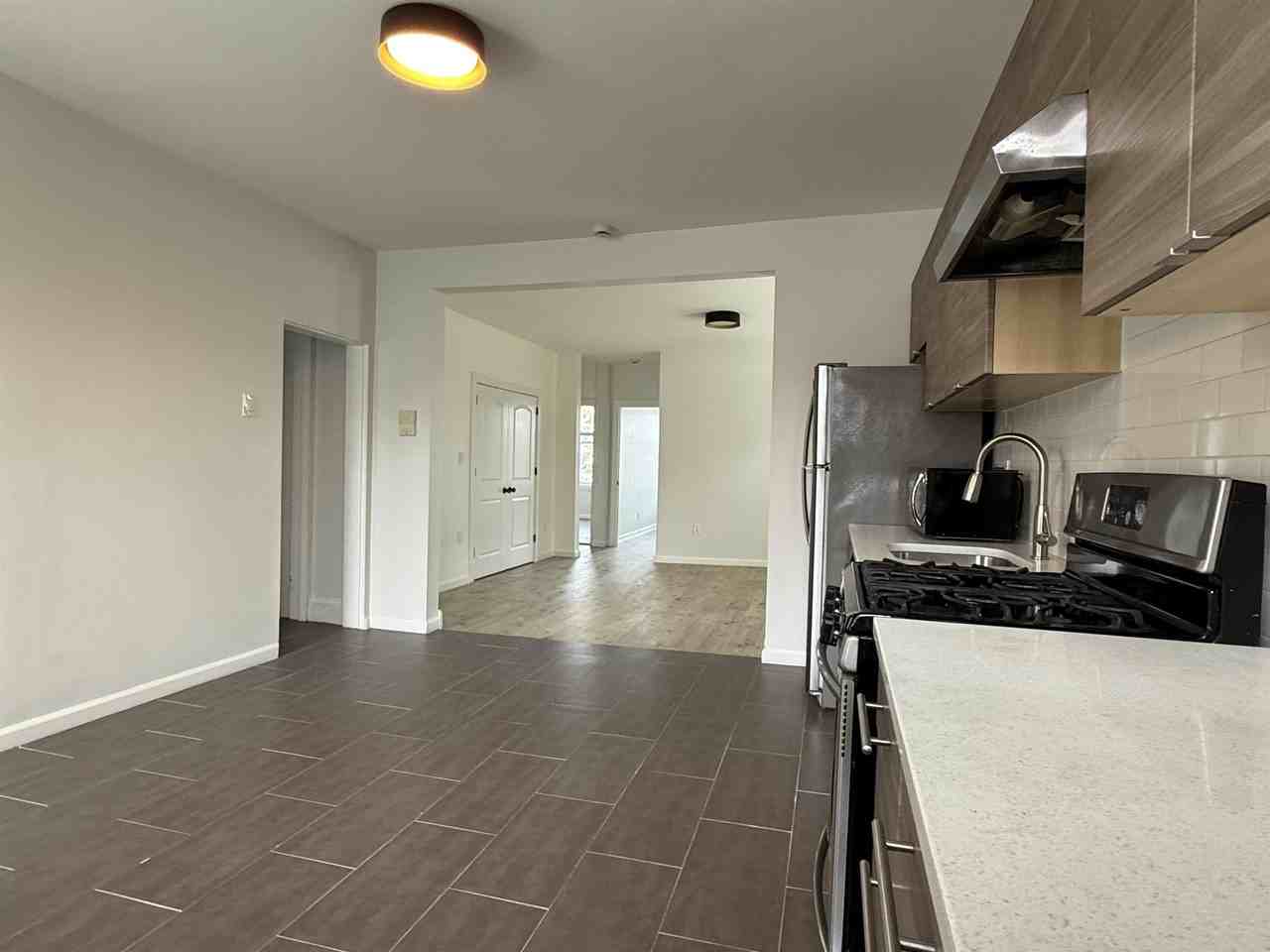 13 Cambridge Ave - Photo 5 of 17