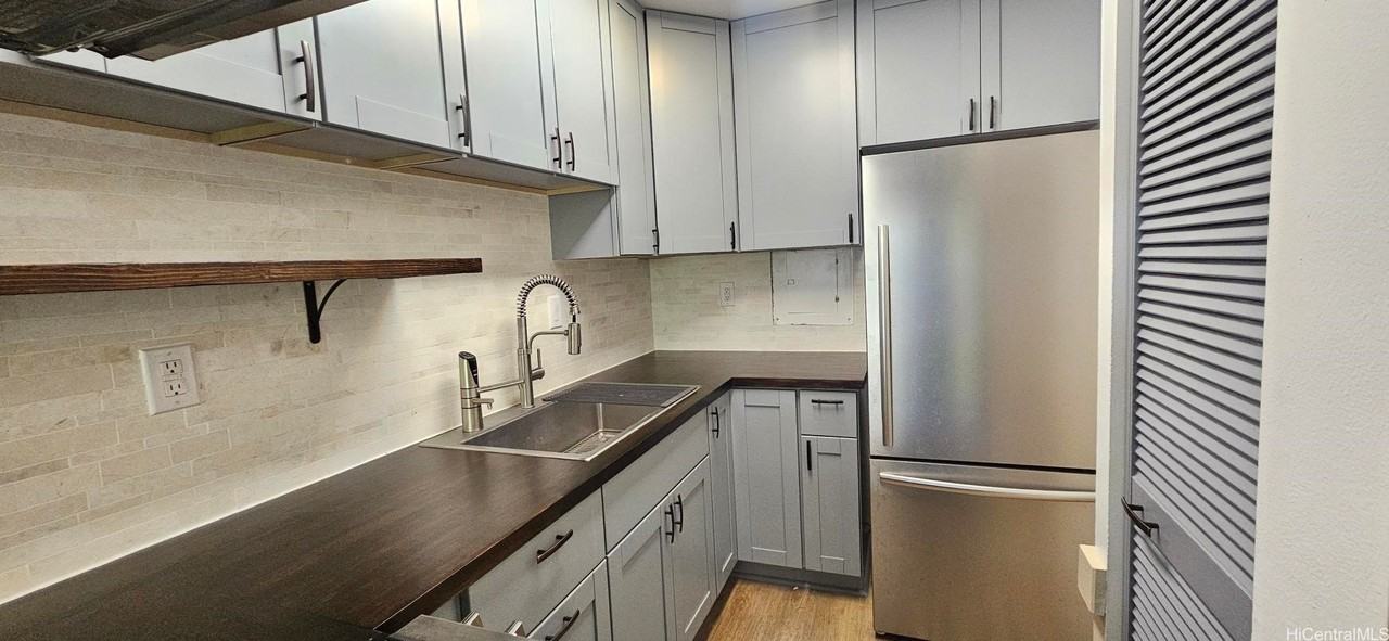 94-1506 Lanikuhana Ave #578 - Photo 3 of 22