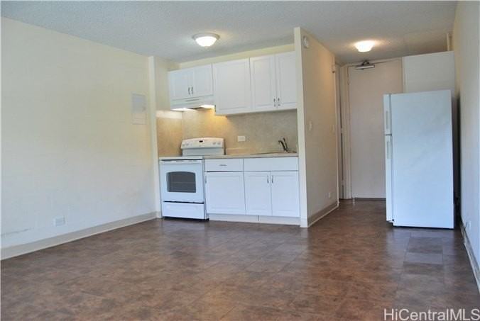 1718 Anapuni St #502 - Photo 3 of 9