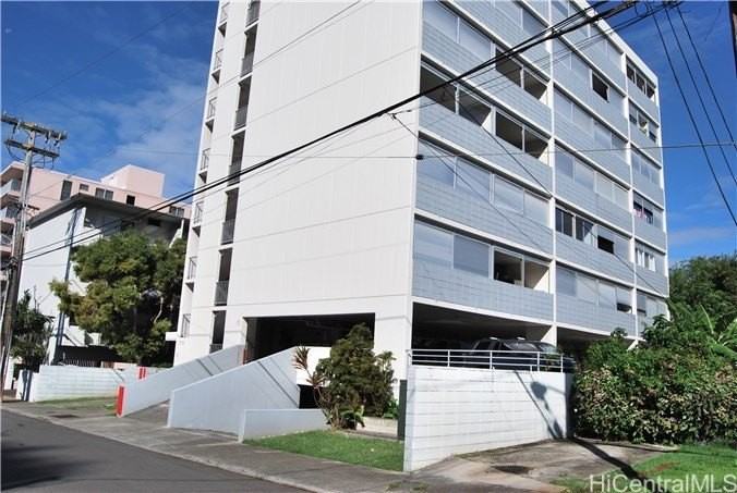 1718 Anapuni St #502 - Photo 7 of 9