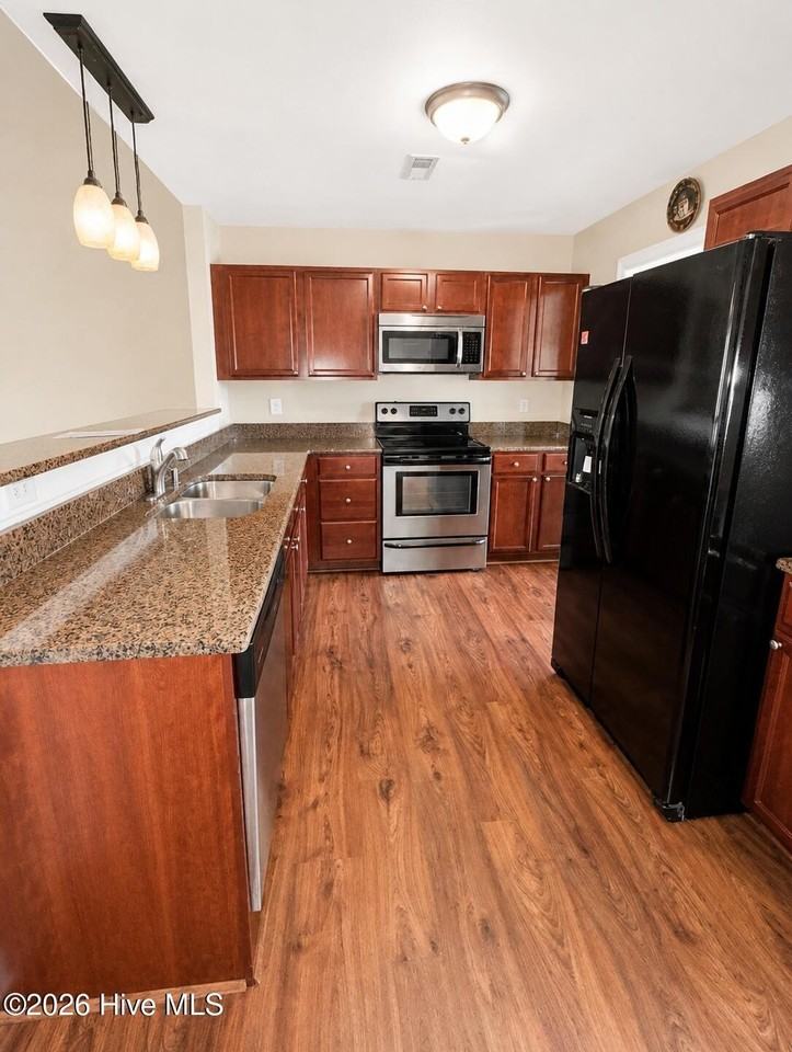 2304 Chavis Dr #A - Photo 7 of 25
