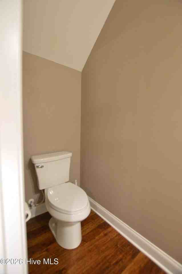 304 Vilas Way S - Photo 4 of 29