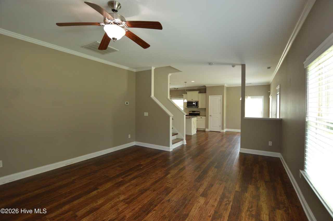 304 Vilas Way S - Photo 7 of 29
