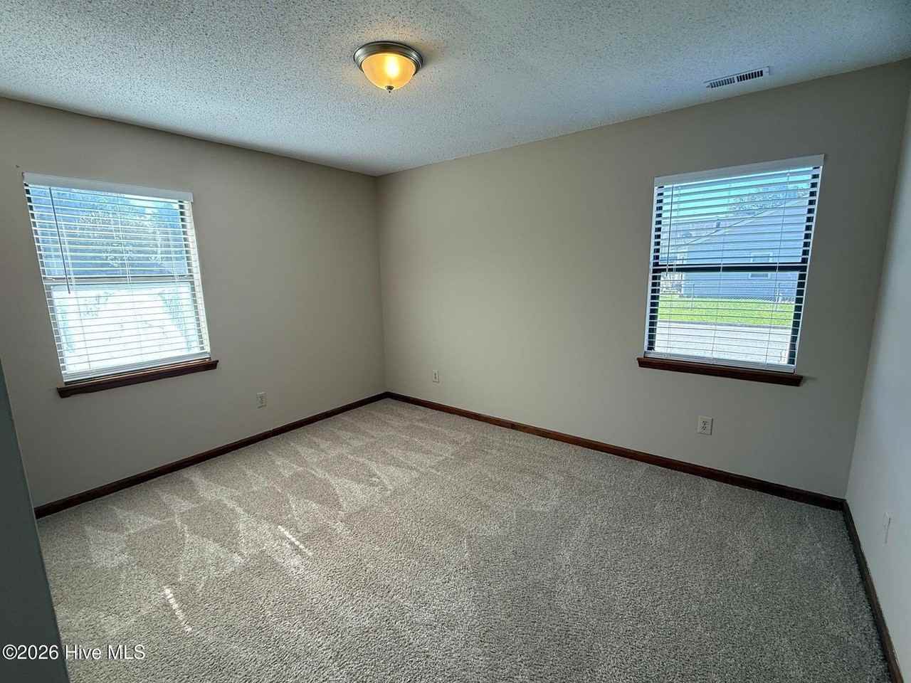 102 Pete Jones Dr #B - Photo 6 of 8