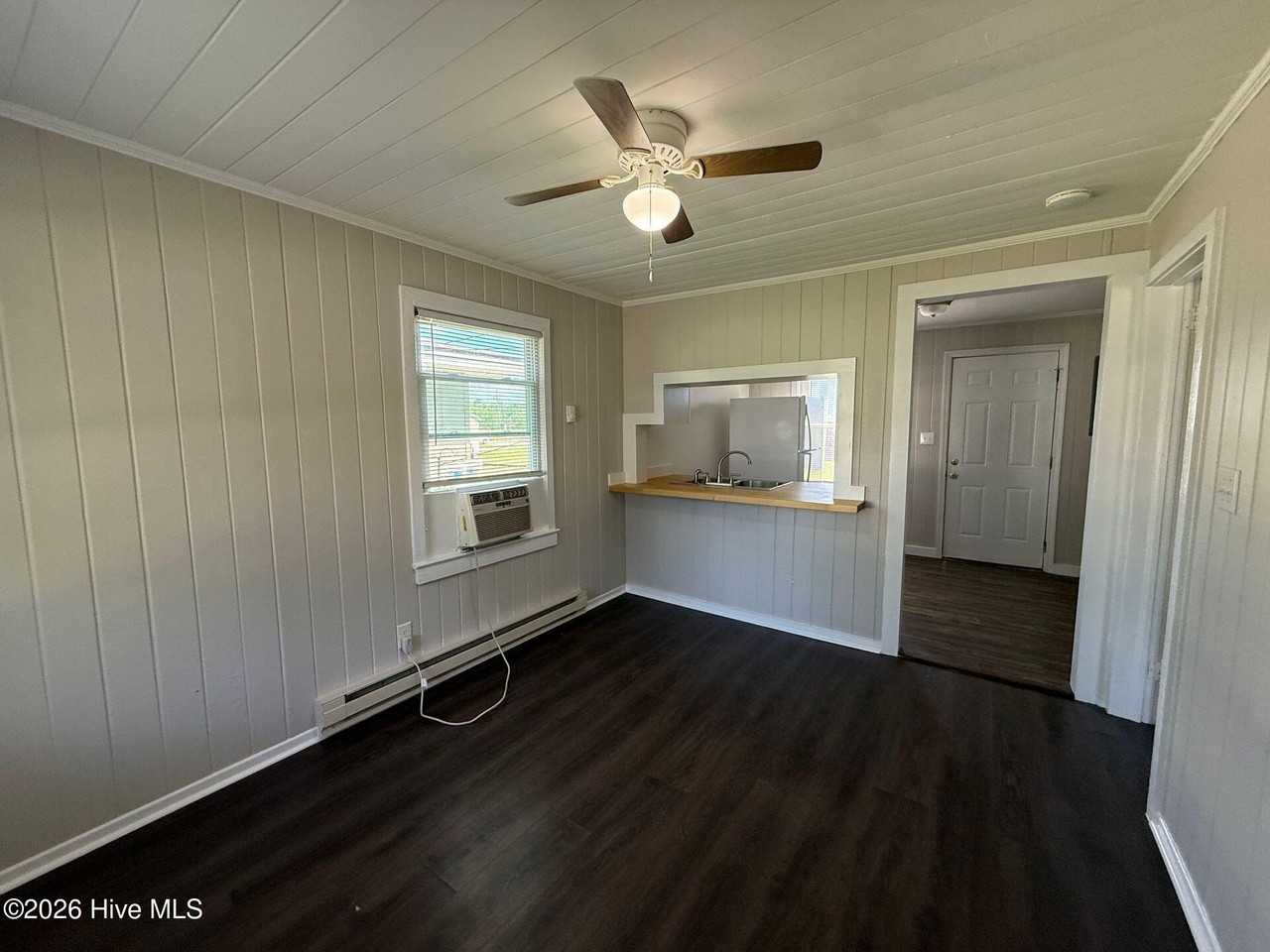 218 Richlands Ave #1 - Photo 2 of 9