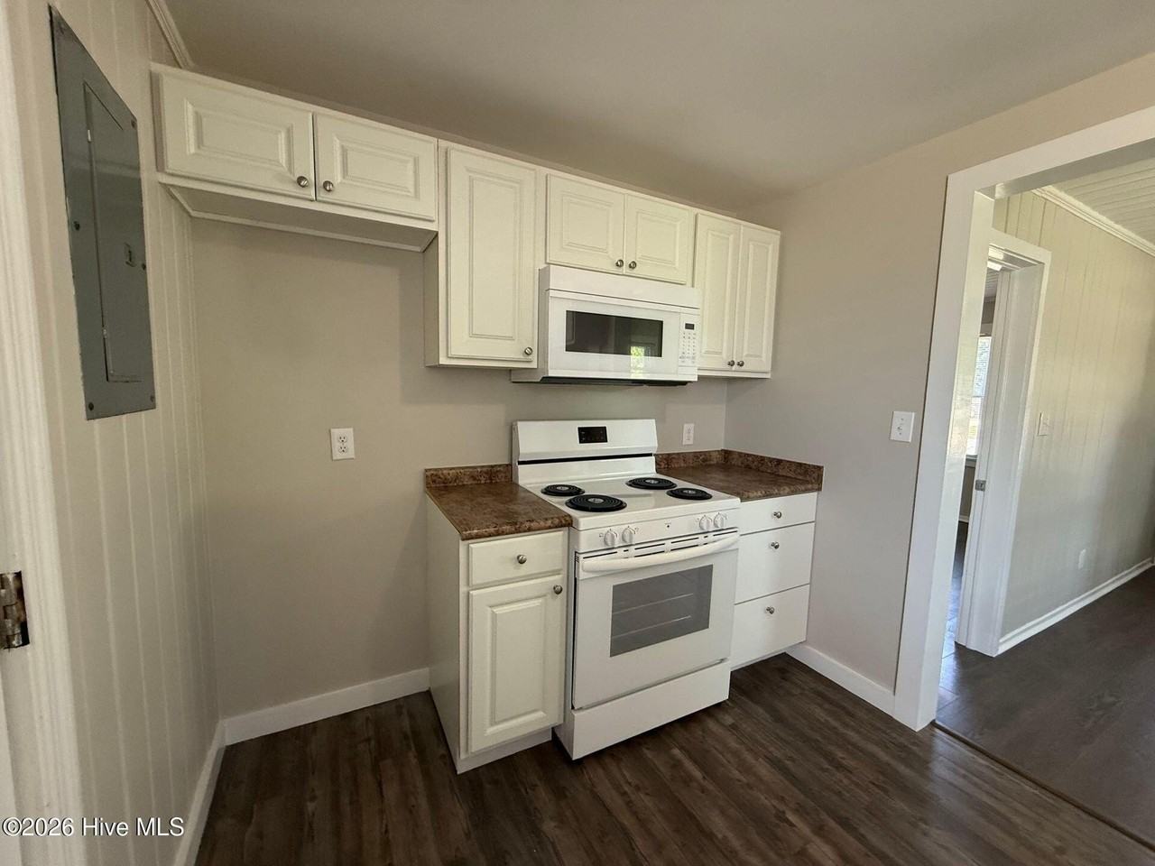 218 Richlands Ave #1 - Photo 4 of 9