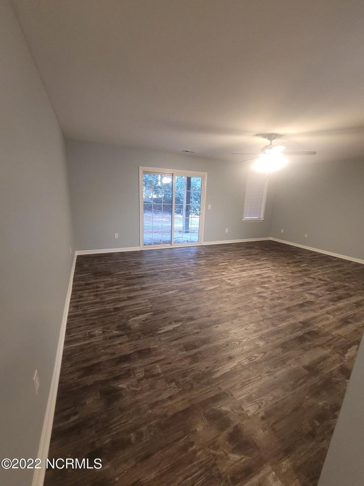 5132 Greenville Loop Rd #B - Photo 2 of 17