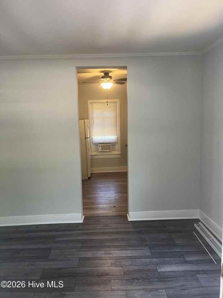 310 N Bennett St #3 - Photo 4 of 13