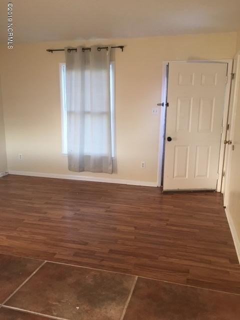1062 Birchwood Ln - Photo 6 of 16
