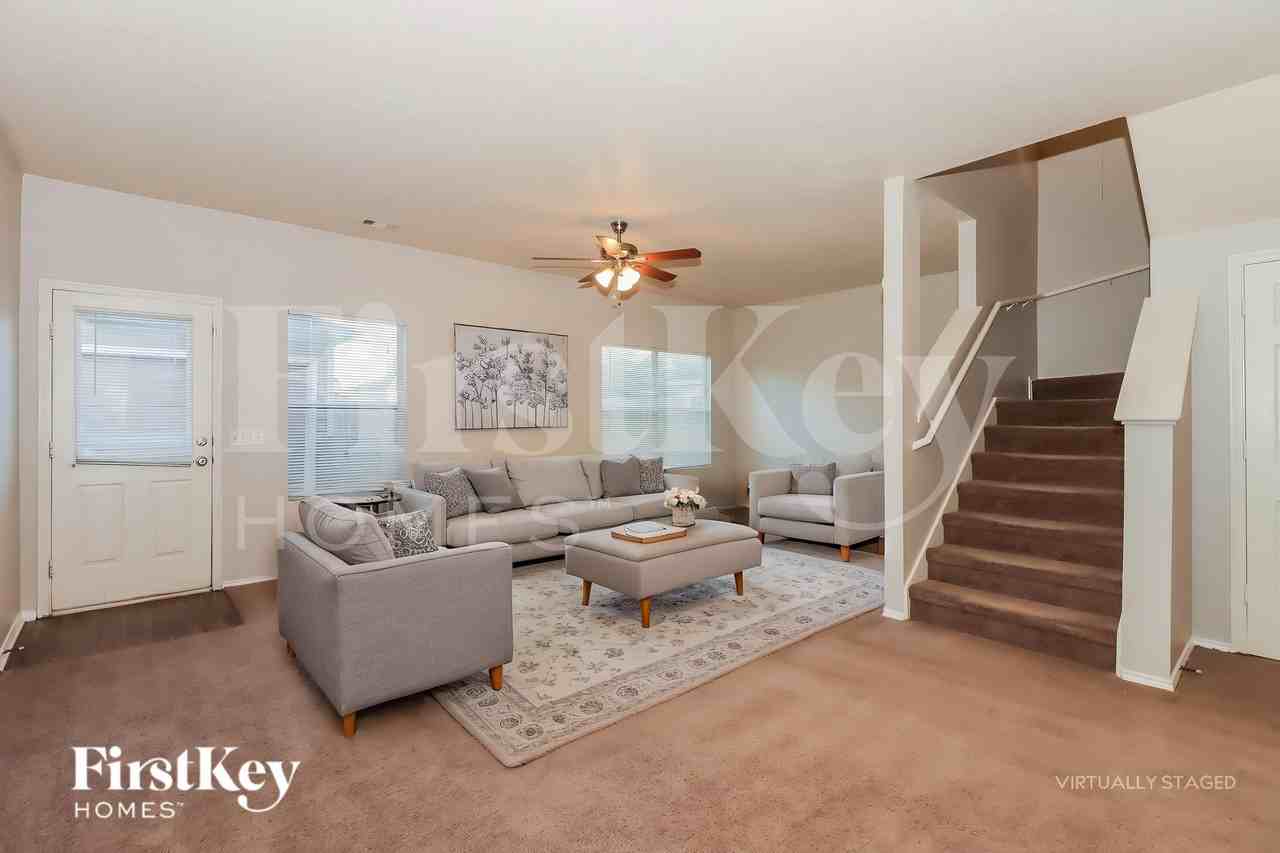 6210 Scotchwood Dr - Photo 4 of 18