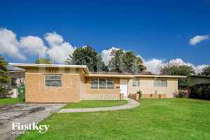 featured image of 621 Sw 69th Ter
