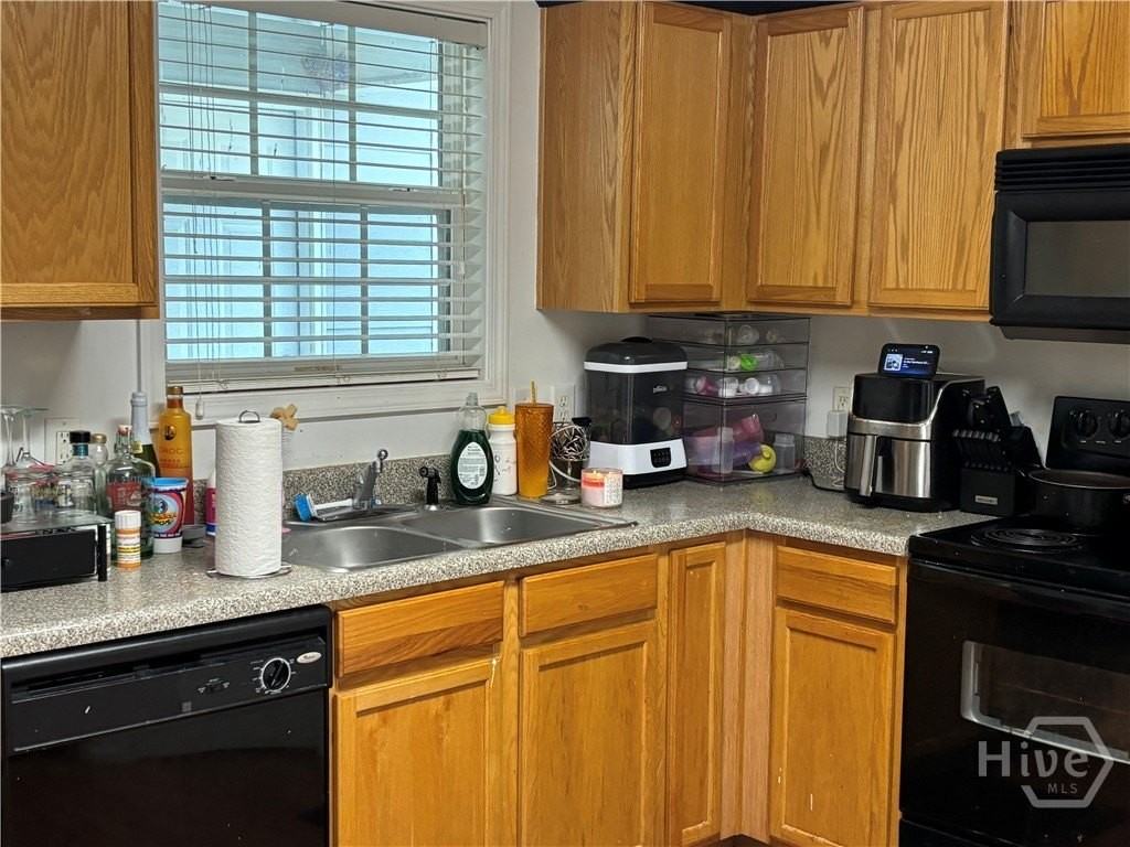 751 W Vincent Dr - Photo 4 of 5