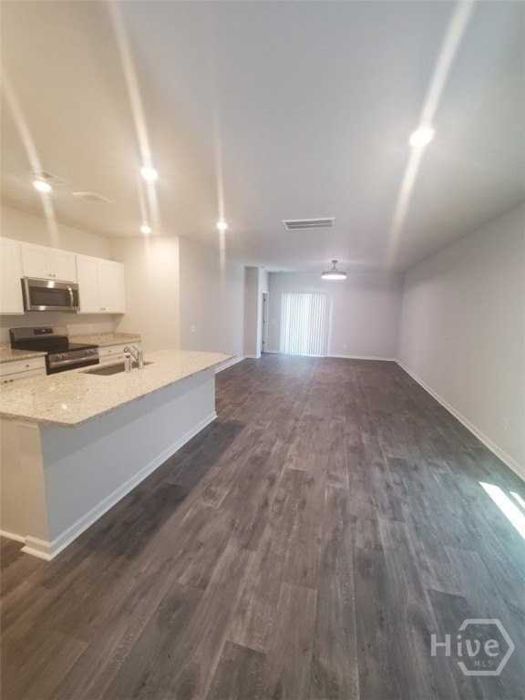 120 Bottlebrush Dr - Photo 2 of 16