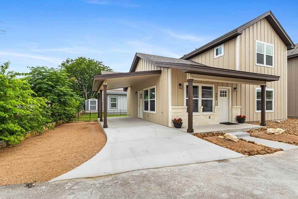 302 Riley Way - Photo 6 of 30