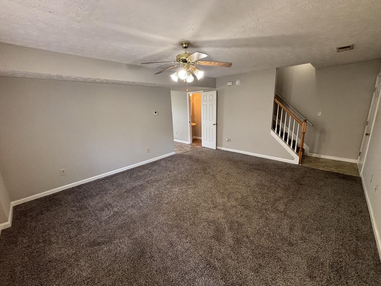 2724 Hayden Park Ln - Photo 2 of 13
