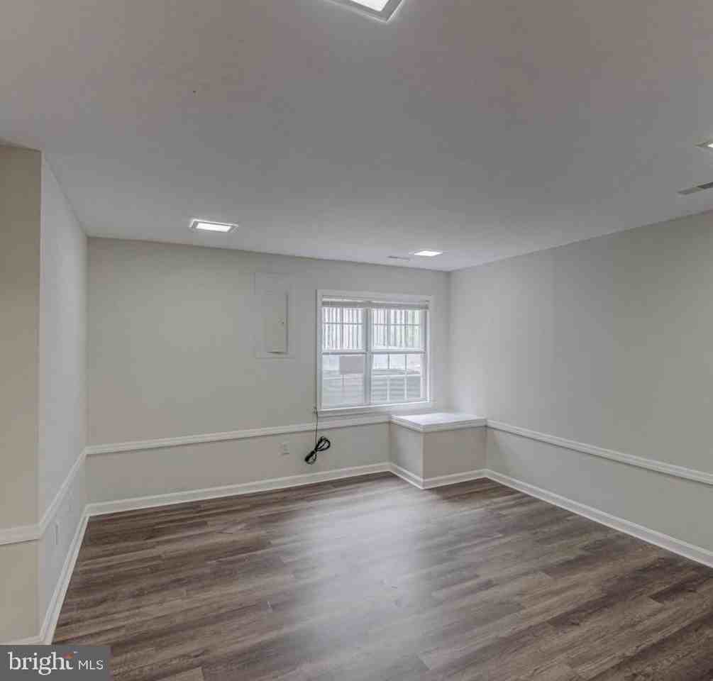 20324 Butterwick Way - Photo 4 of 17