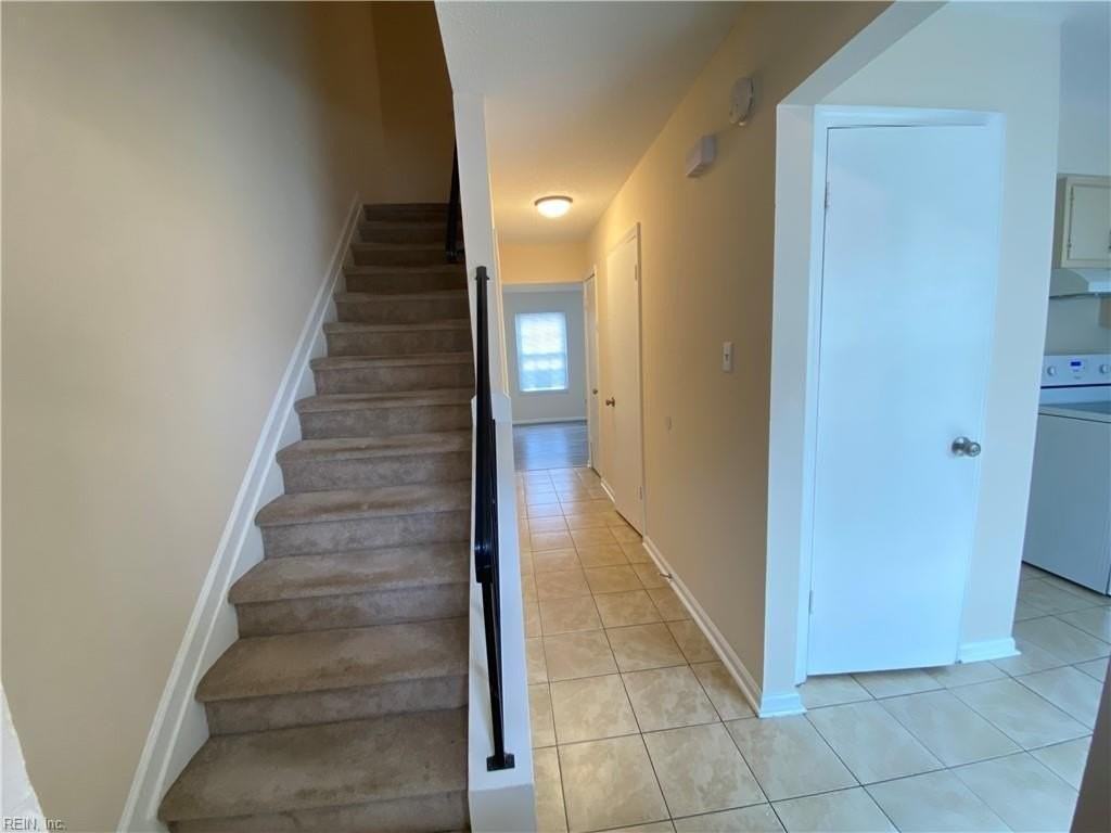 1102 Clear Springs Rd - Photo 3 of 25