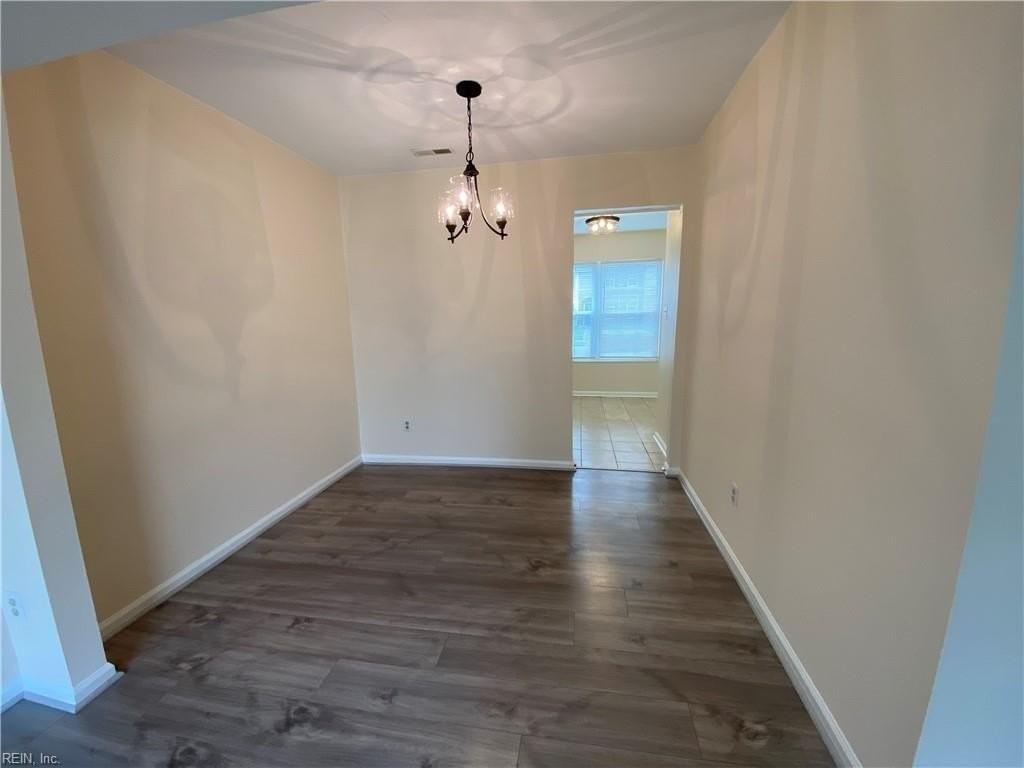1102 Clear Springs Rd - Photo 6 of 25