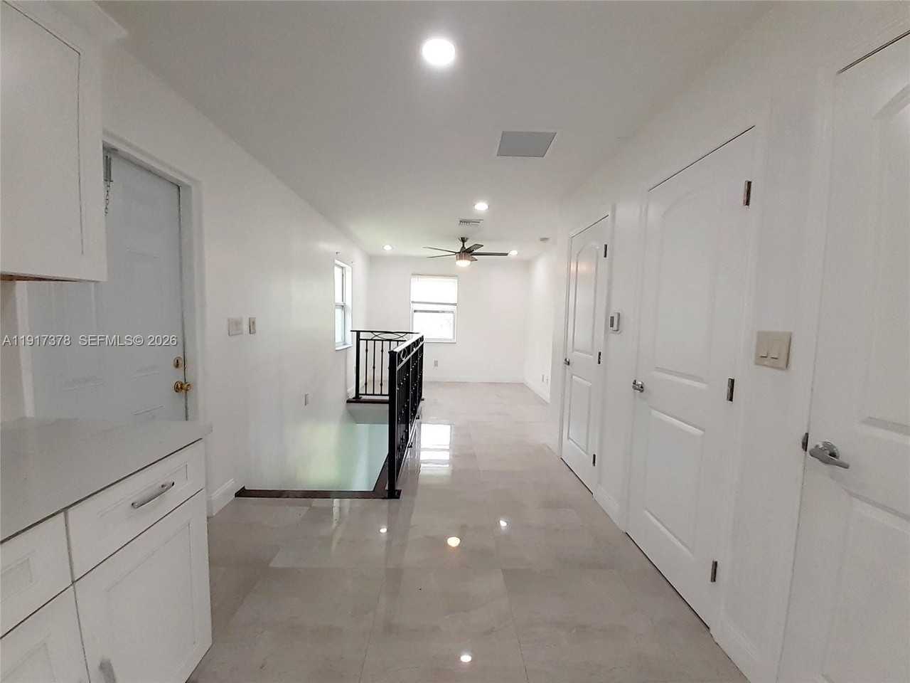 13755 Sw 20th St #REAR - Photo 6 of 32