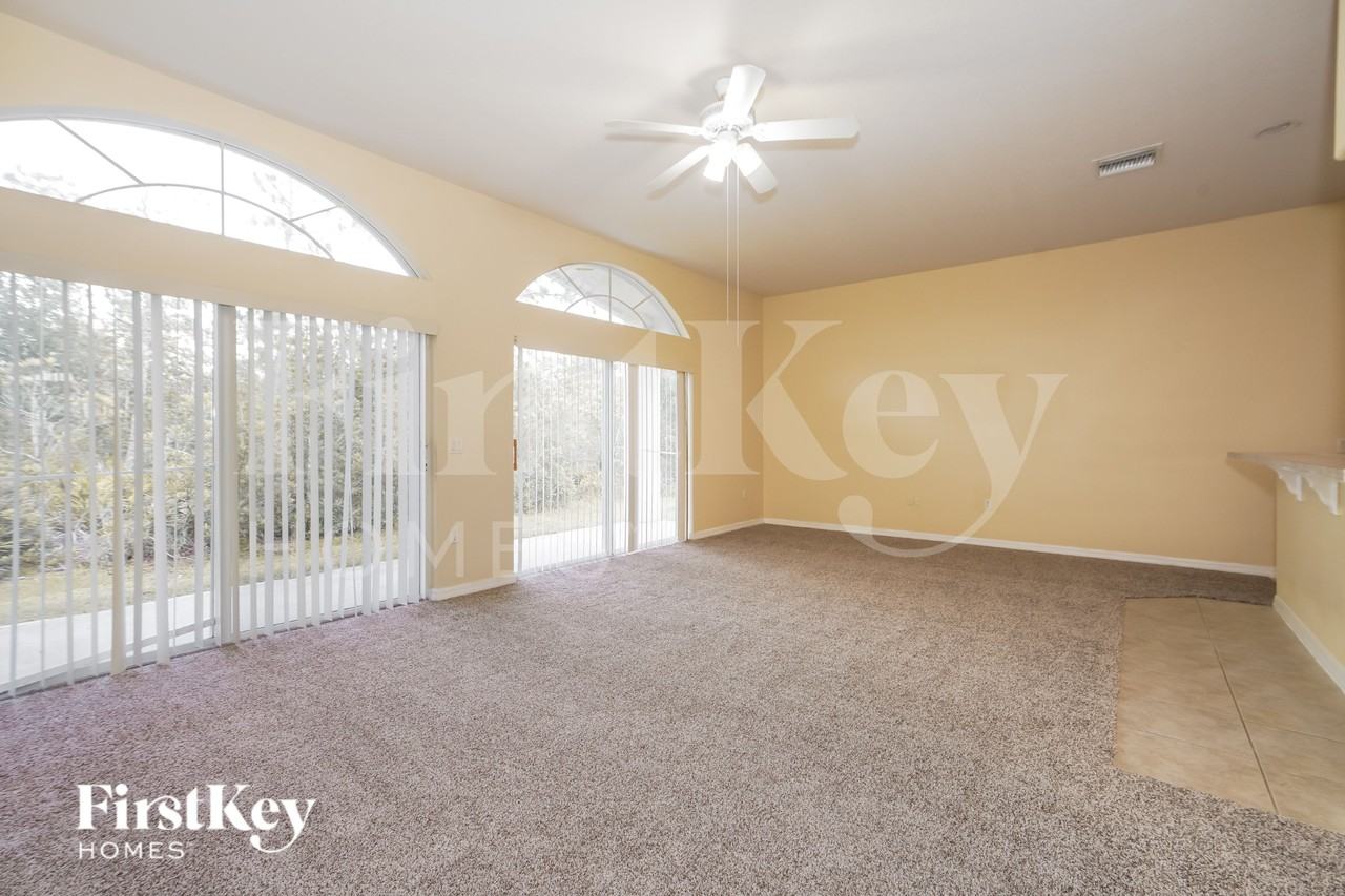 4693 Huron Bay Cir - Photo 3 of 16