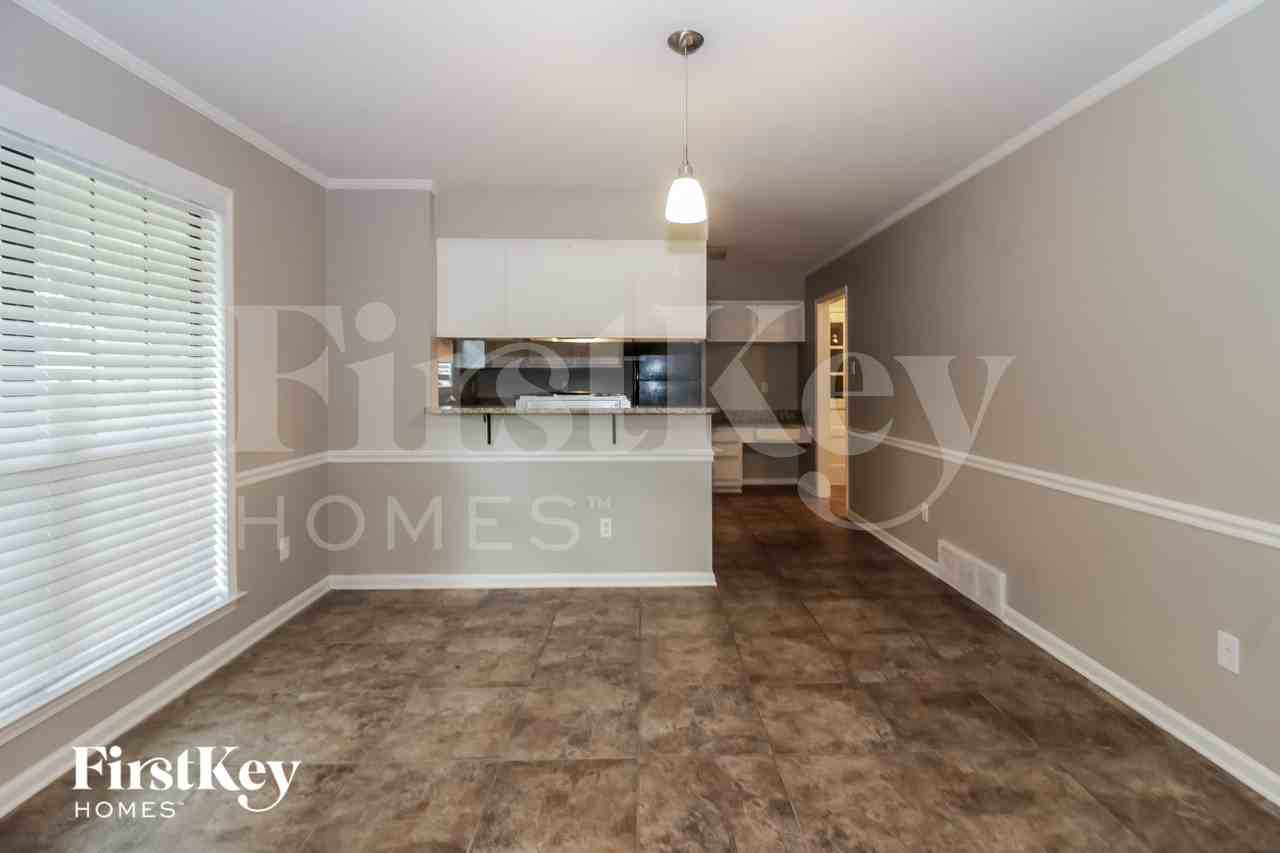 4619 Leash Ln - Photo 6 of 16