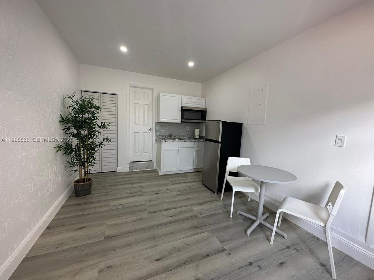12683 Nw 10th St - Photo 3 of 6