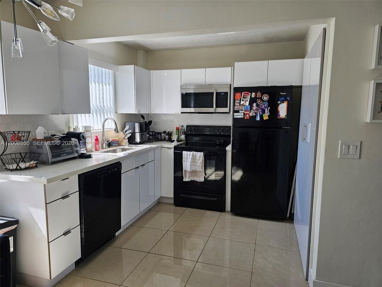 900 Tallwood Ave #207 - Photo 5 of 11