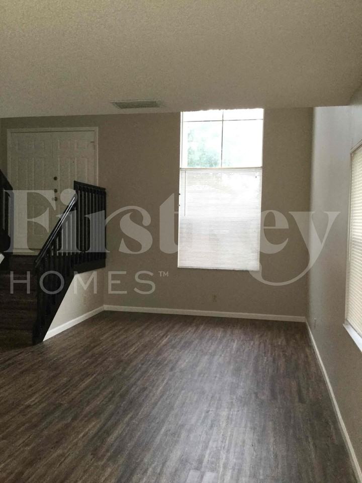 3085 Lighthouse Pl - Photo 7 of 30