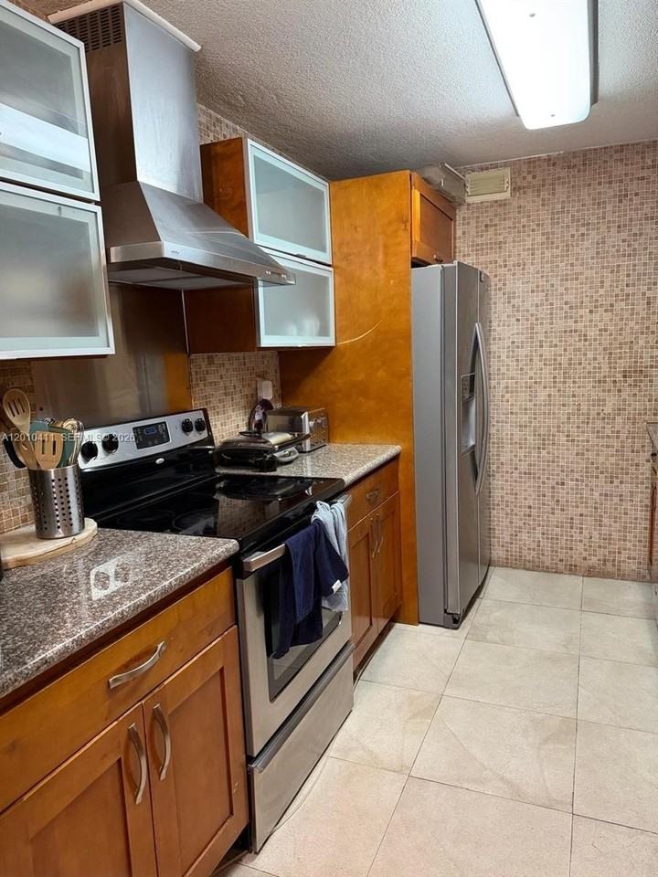 4629 Nw 97th Ct #16 - Photo 2 of 7