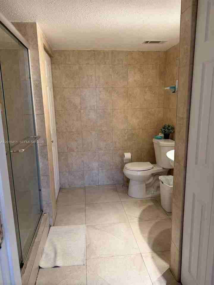 4629 Nw 97th Ct #16 - Photo 5 of 7