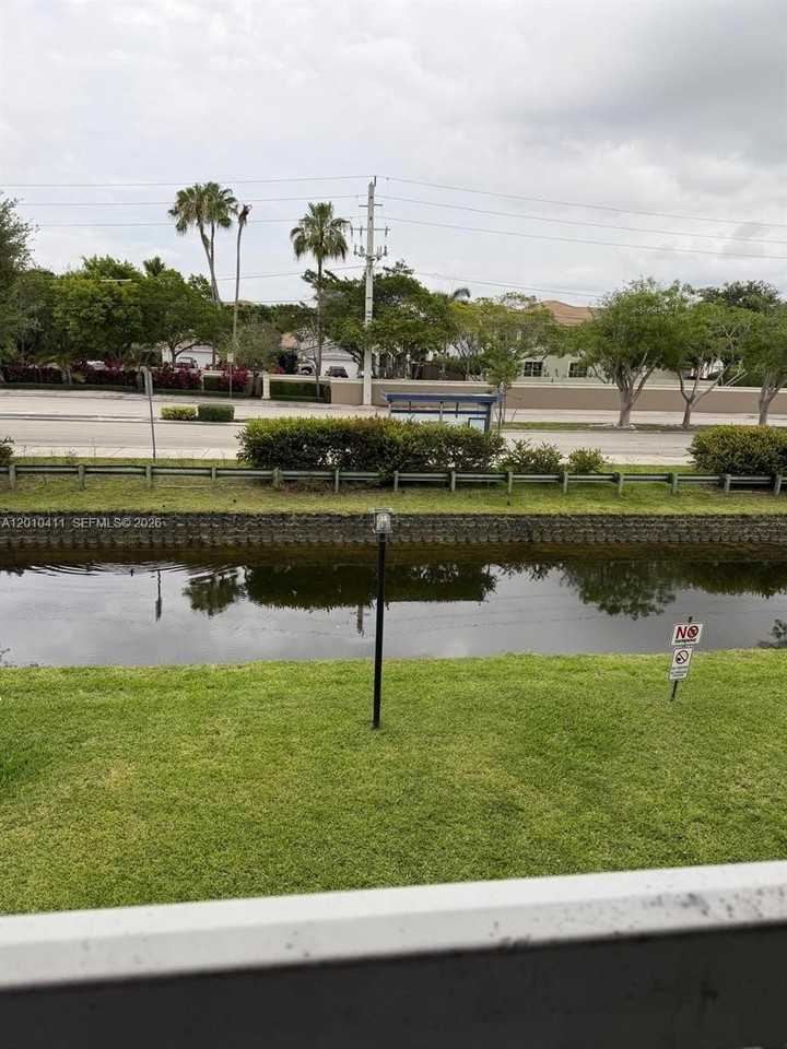 4629 Nw 97th Ct #16 - Photo 7 of 7