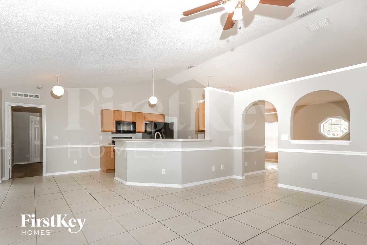 2998 Sw Vittorio St - Photo 5 of 16