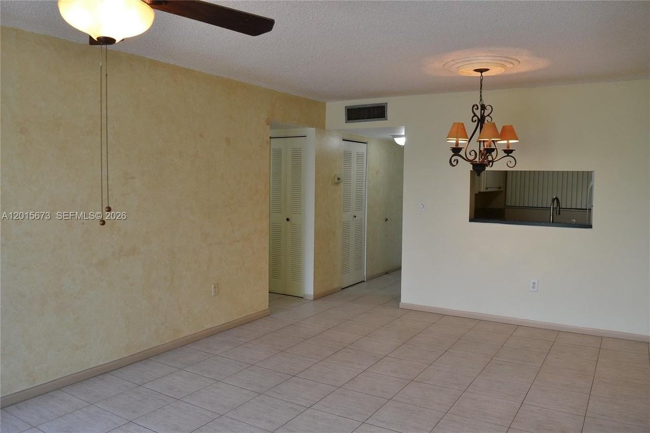 10855 Sw 112th Ave #309 - Photo 4 of 21