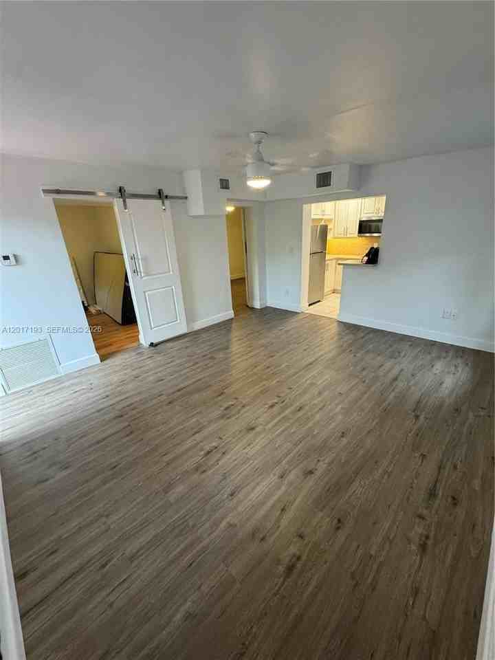 235 Sw 64th Ave #2B - Photo 2 of 11