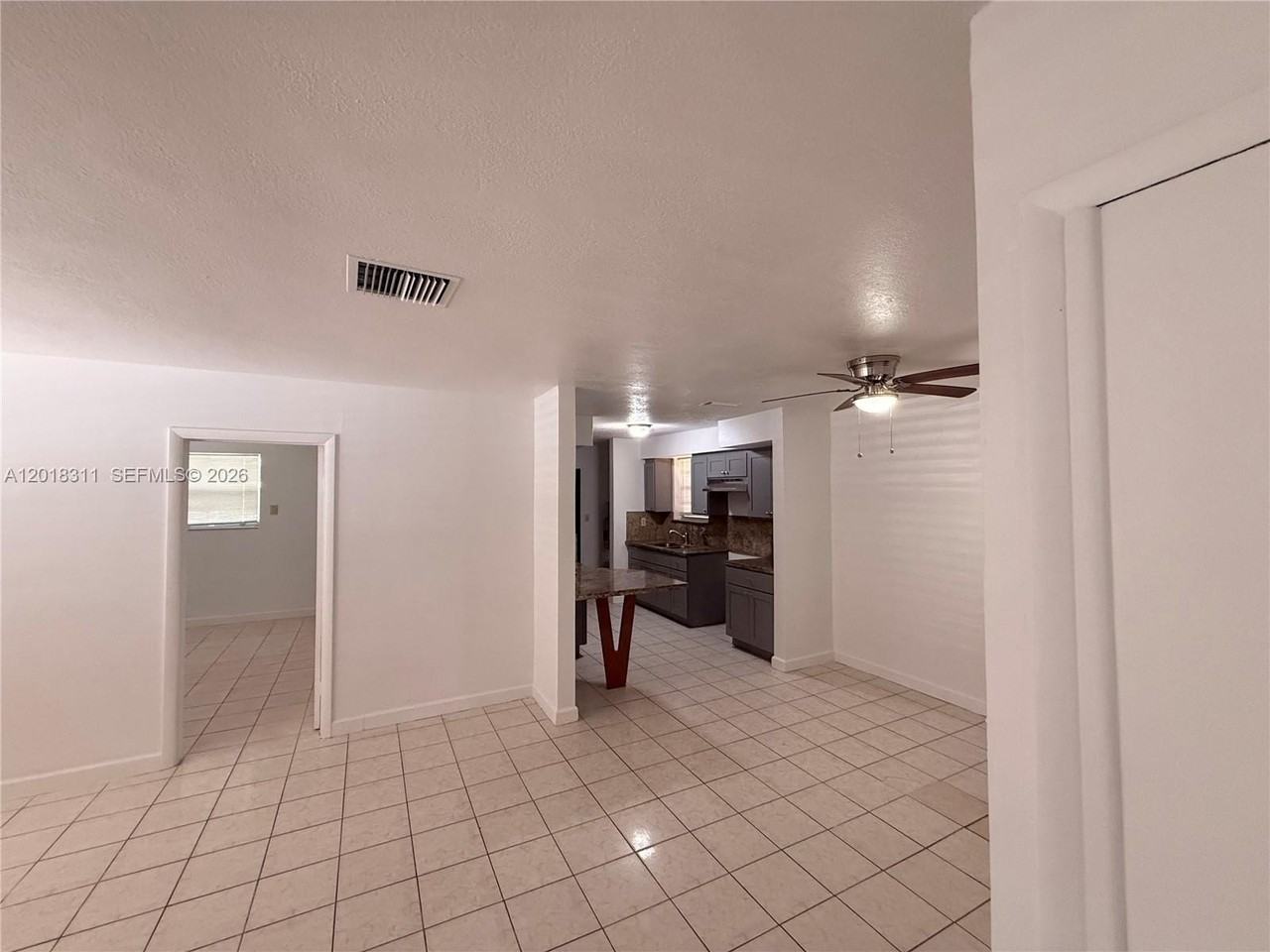 311 Ne 57th St #311 - Photo 7 of 14