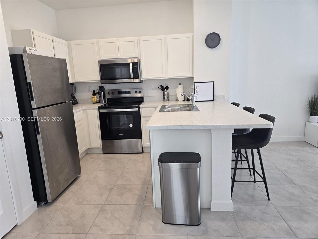 844 Nw 3rd Way #844 - Photo 6 of 17
