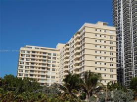 4747 Collins Ave #1102 - Photo 1 of 1
