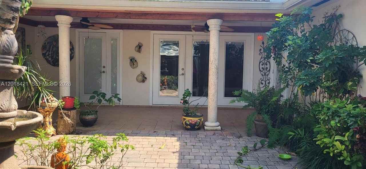 13521 Sw 182nd St - Photo 5 of 26