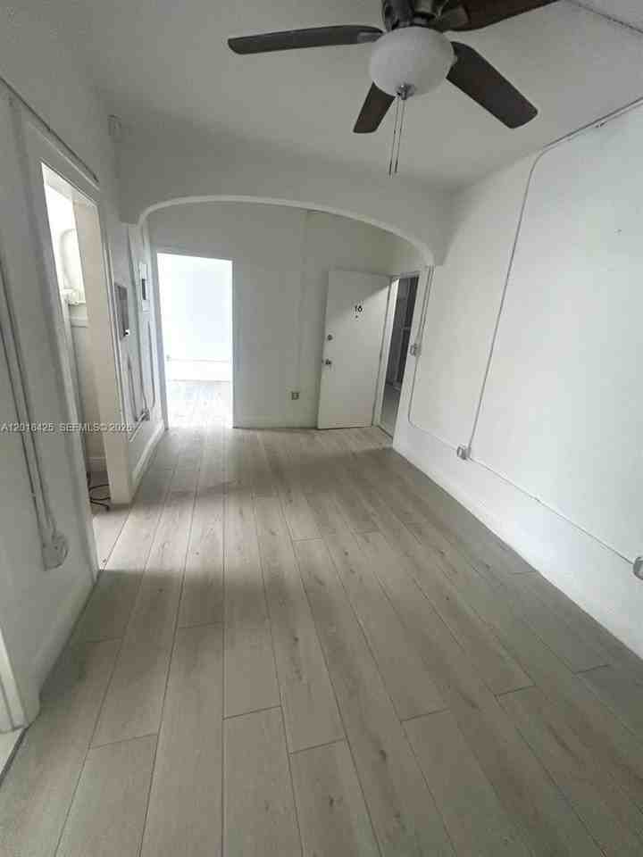 967 Sw 5th St #18 - Photo 3 of 10