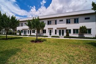 10447 Nw 66th St - Photo 1 of 1