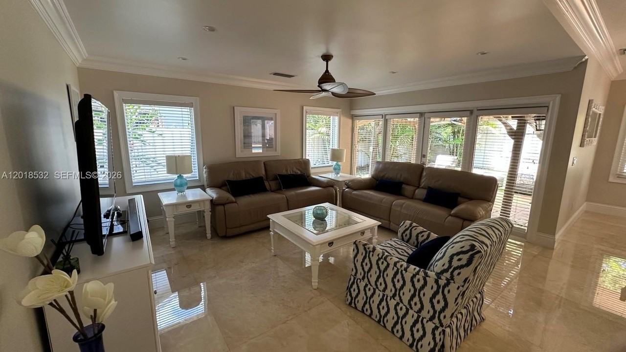 9005 Sw 102nd Ct - Photo 3 of 17