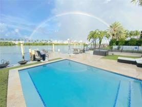 224 S Coconut Ln - Photo 1 of 1