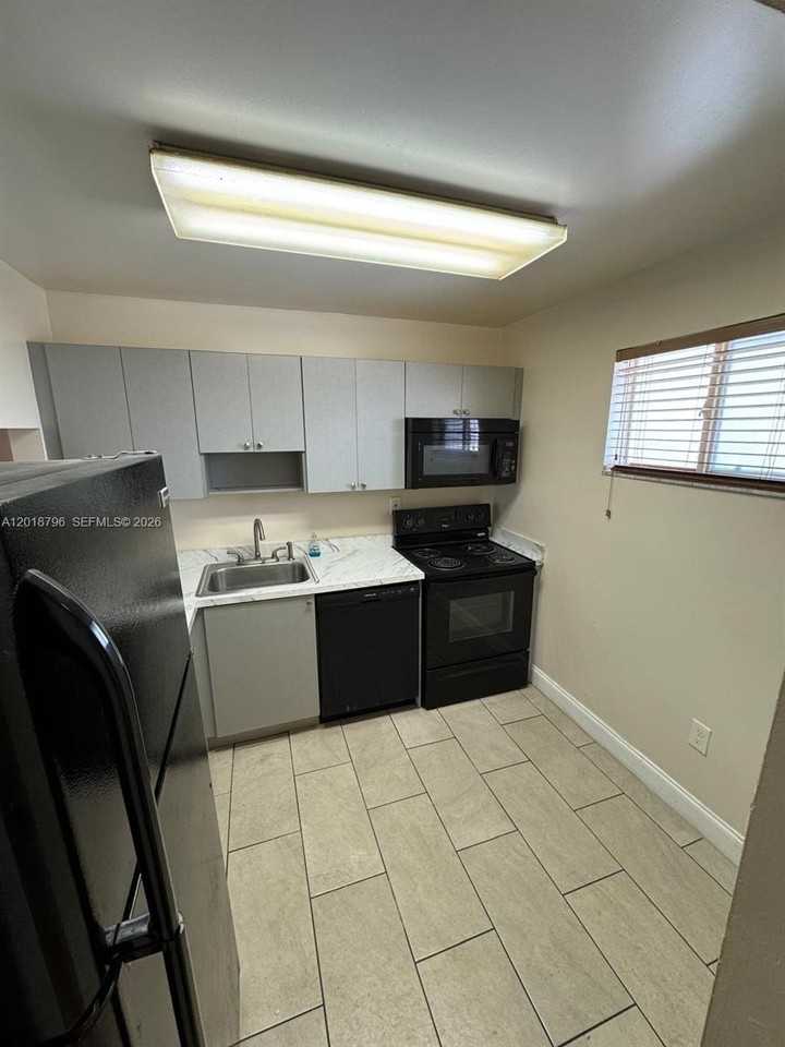 11307 Sw 200th St #310B - Photo 7 of 14