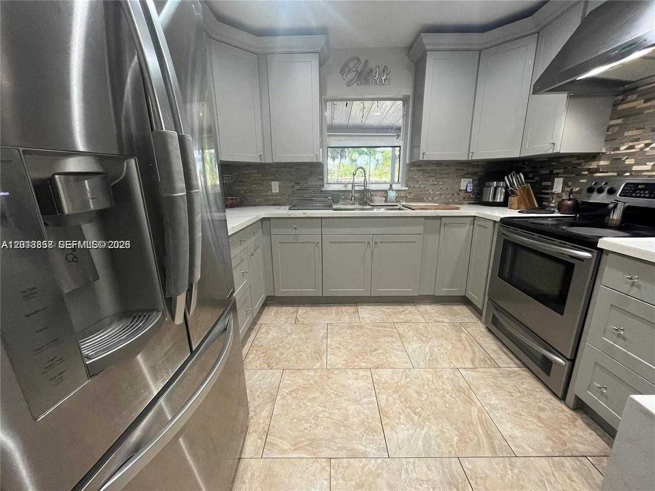 3421 Sw 12th Ct #A - Photo 7 of 20