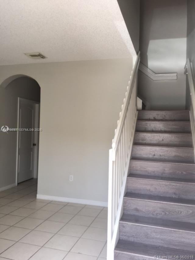 16614 Nw 72nd Pl - Photo 2 of 19
