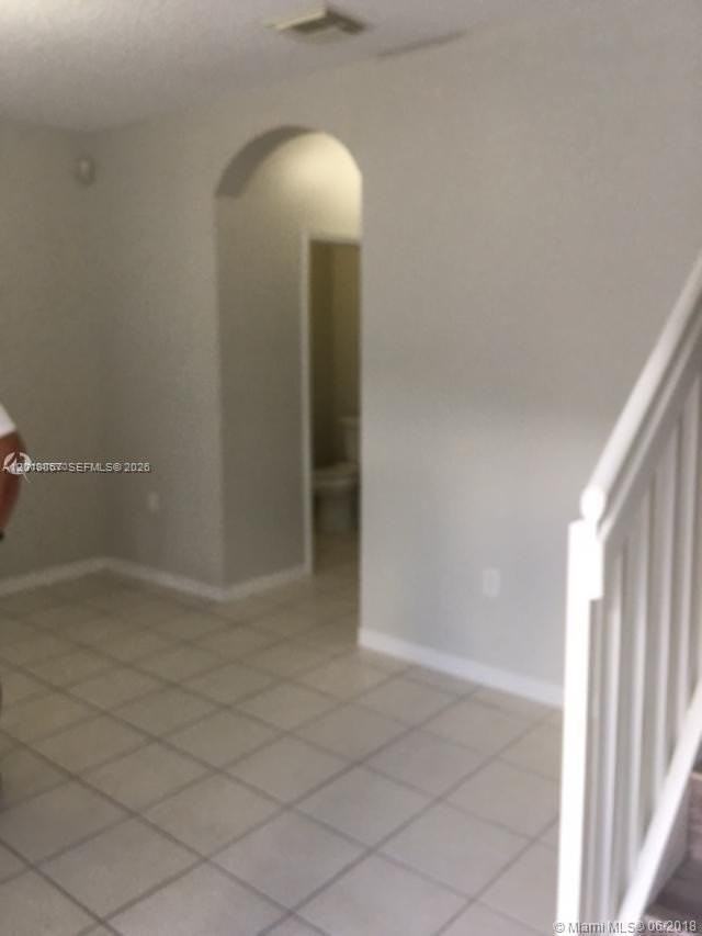 16614 Nw 72nd Pl - Photo 3 of 19